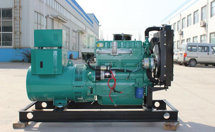 维西弥补柴油发电机蓄电池电量的方法