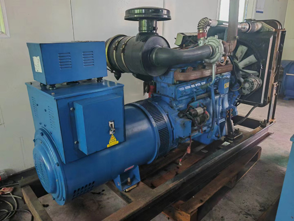 维西100kW柴油发电机组使用多级机油有哪些优缺点？